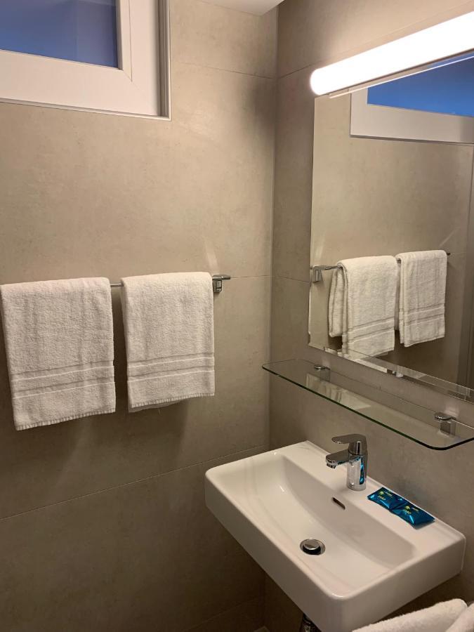 Etoy Eh!Toi Self Motel מראה חיצוני תמונה