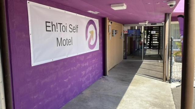 Etoy Eh!Toi Self Motel מראה חיצוני תמונה